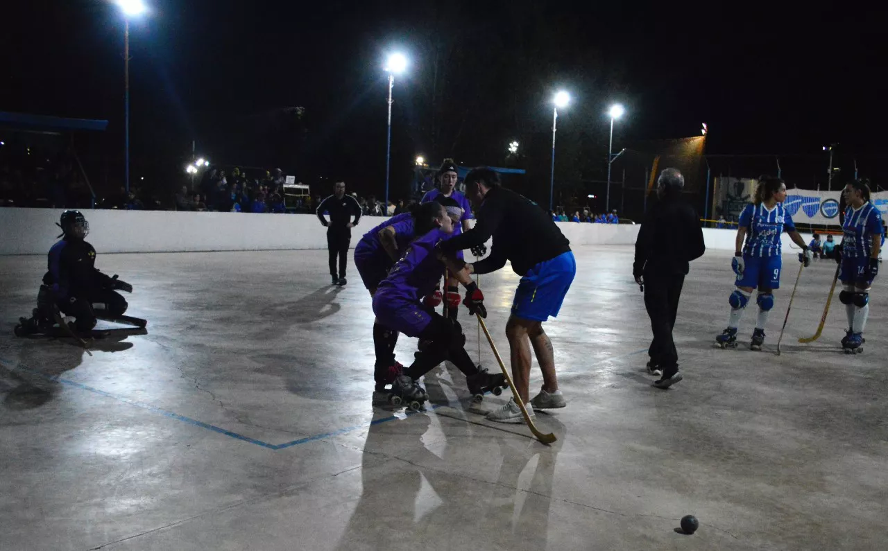 Hockey Patin, mandan IMPSA y Talleres