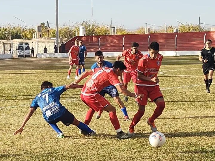 Federal A, Peñarol y Argentino 2 a 2