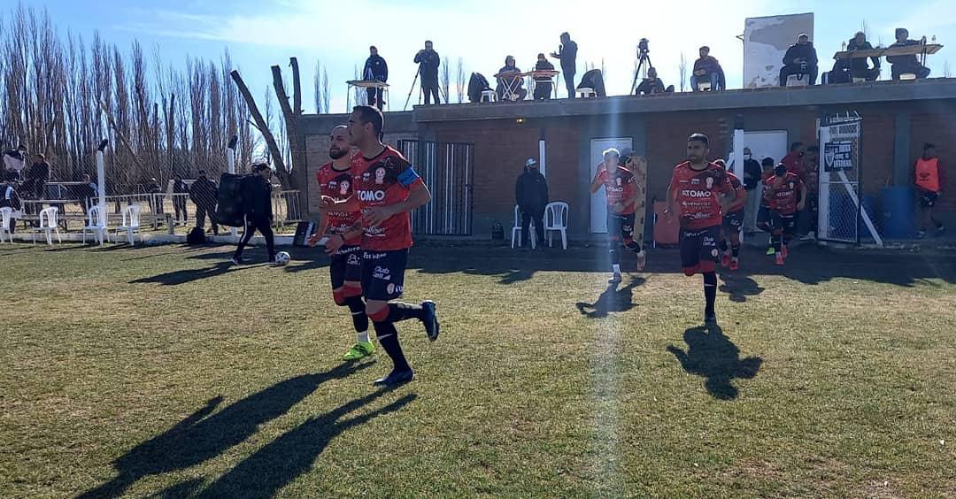 Federal A, Cipolletti venció a Huracán LH 3 a 1