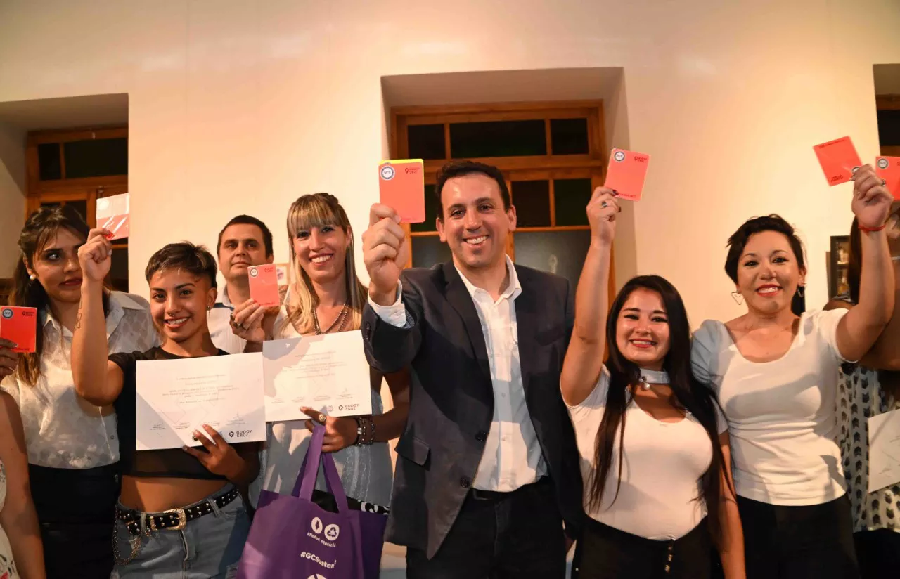 Arbitraje, 26 egresados y egresadas