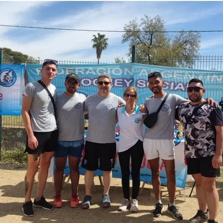 Hockey five, Eli Mestre y equipo