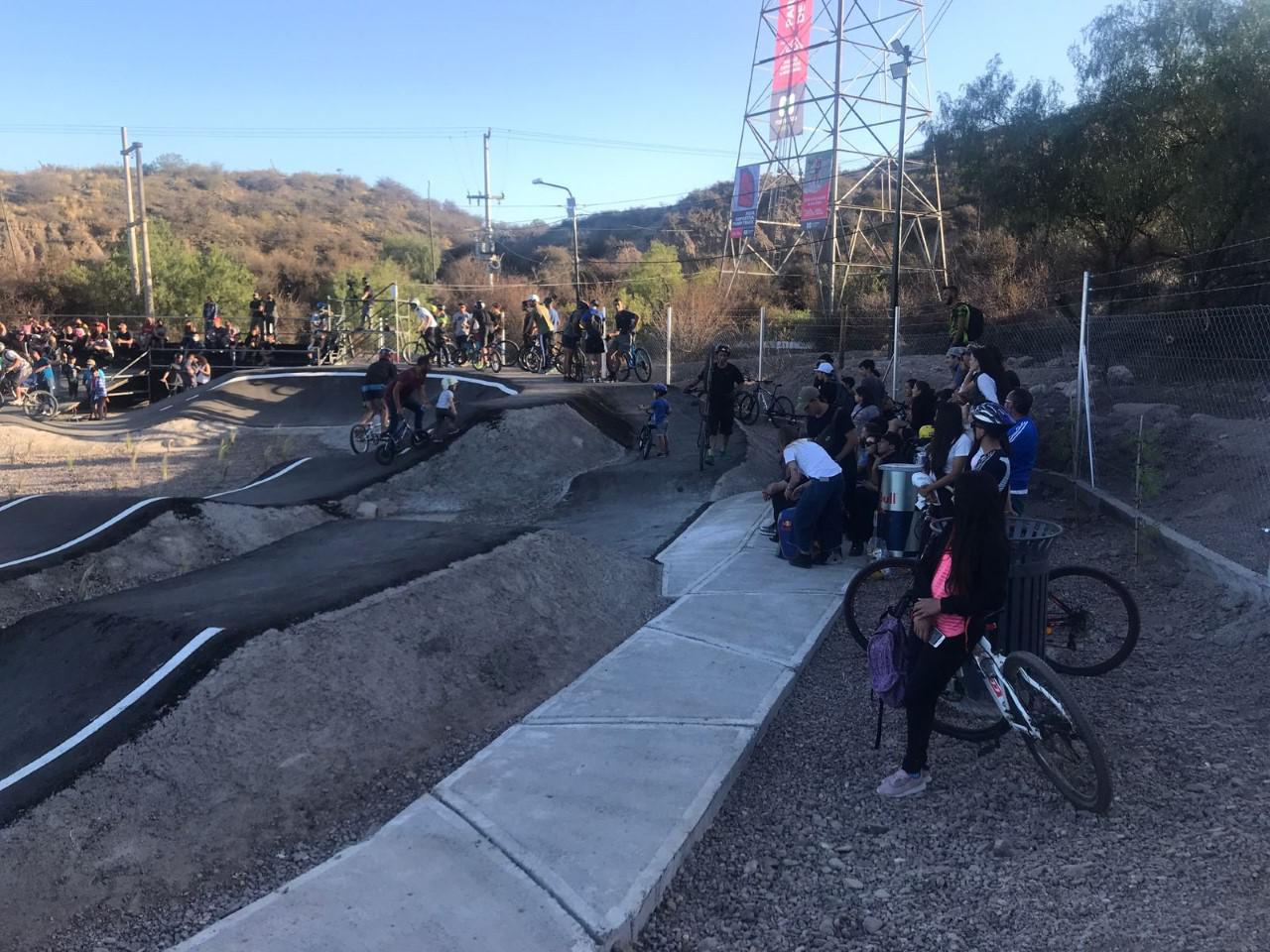 Deportes, inauguraron pista de trumptrack