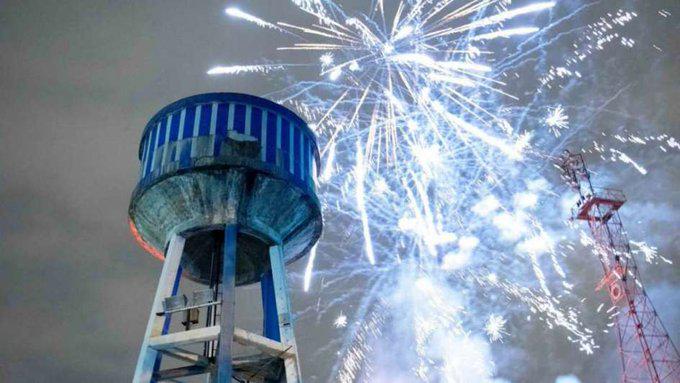 Centenario tombino, fuegos articiales