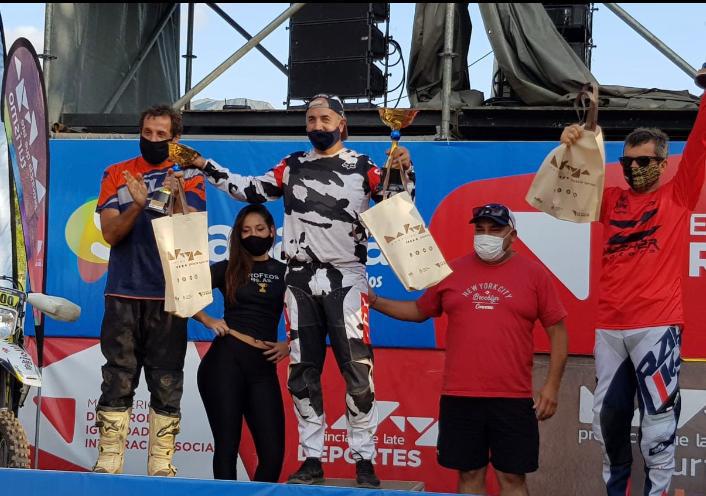 Enduro, Marcelo Novaco y Enrique Buchin