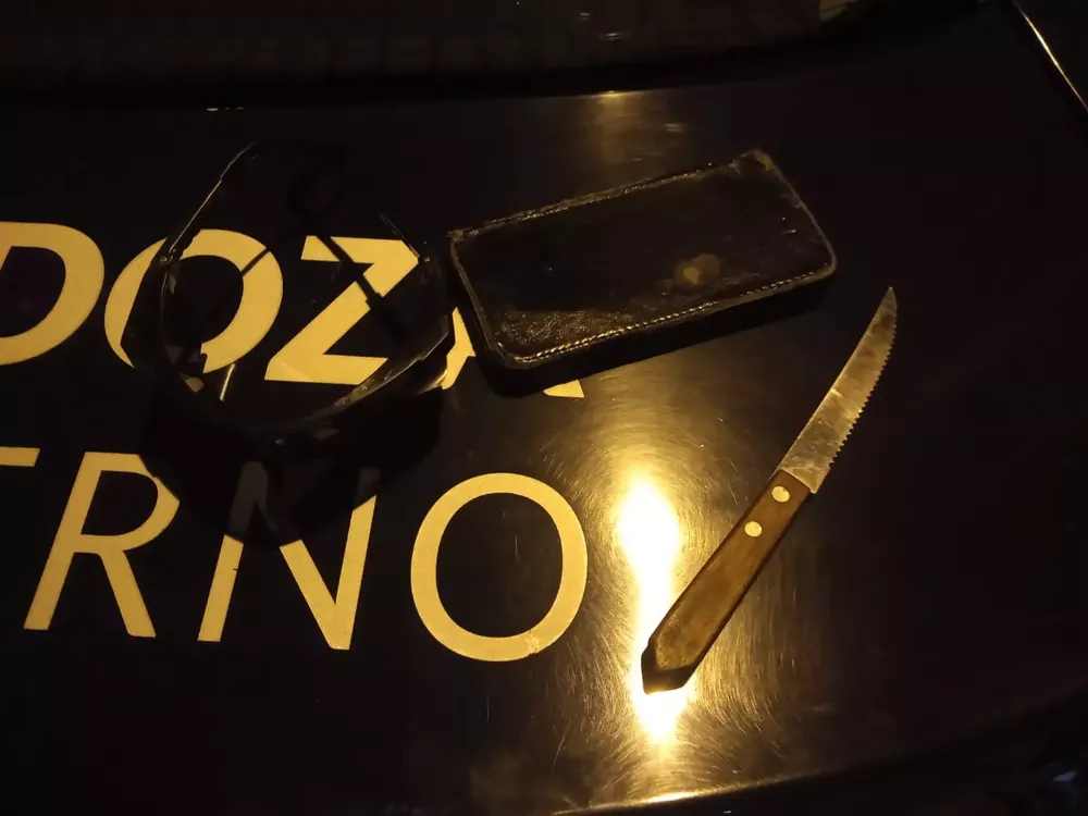 cuchillo detención