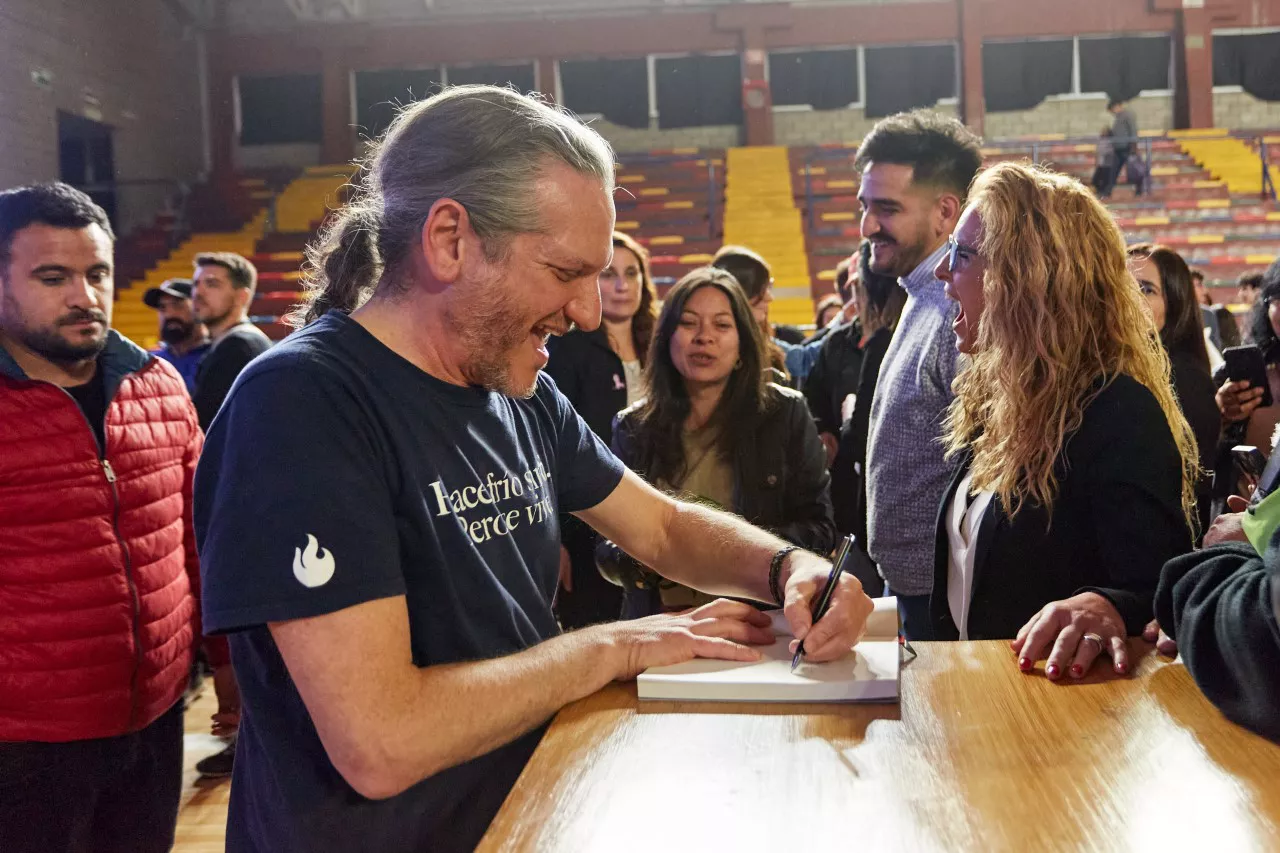 Las Heras, Darío Sztajnszrajber cautivó la noche