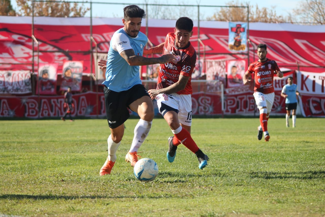 El Globito lasherino goleó en su cancha