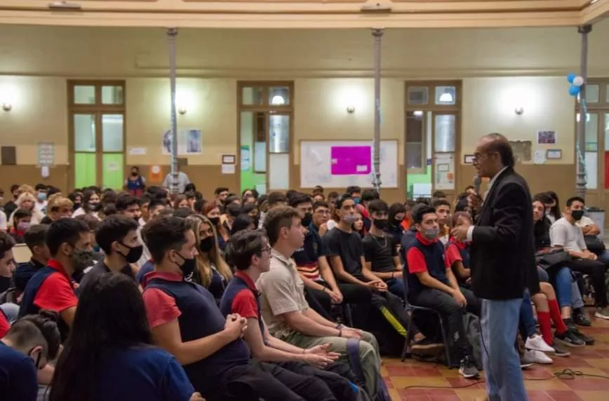 FB_IMG_1649853421385