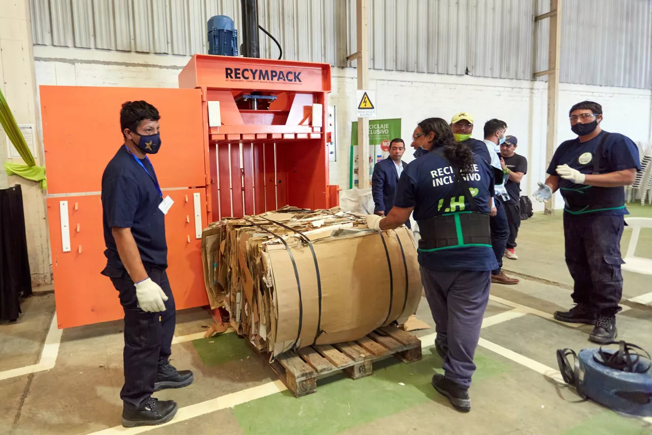 Las Heras, EPRE, secundarios