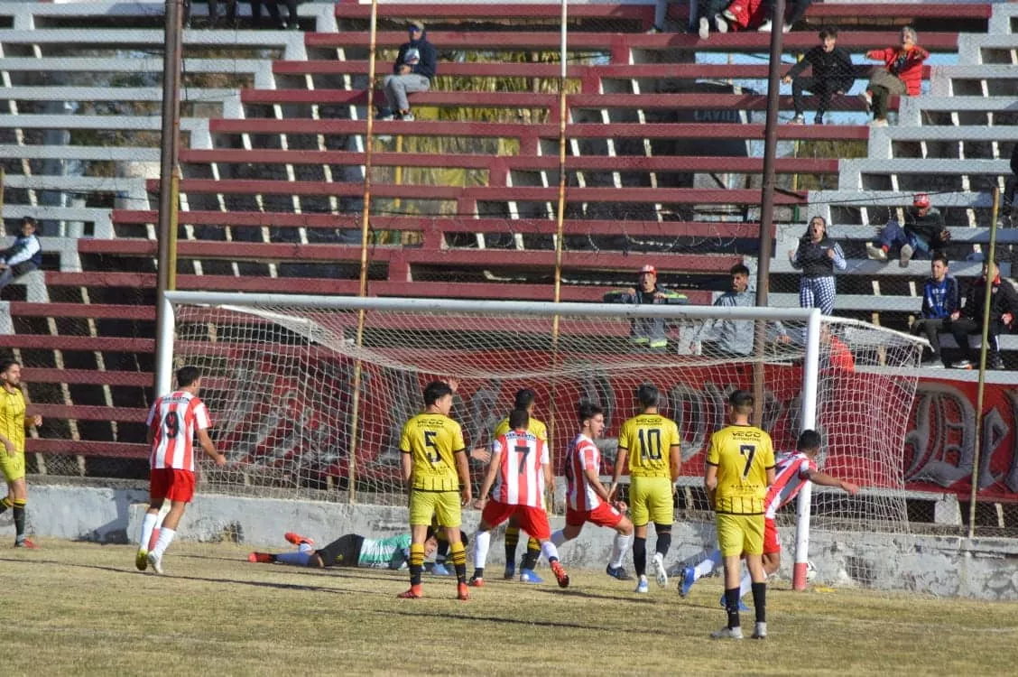 Liga Mendocina, clásico del Este, San Martin 2- Palmira 1