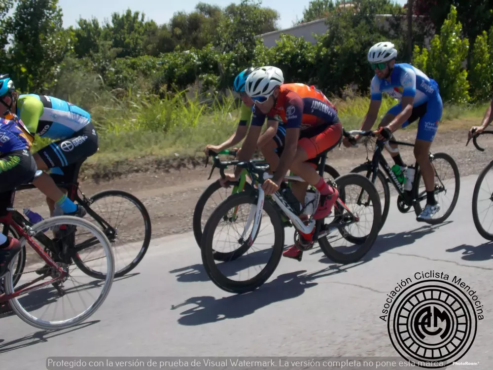 Ciclismo, Lavalle, gano Emiliano López