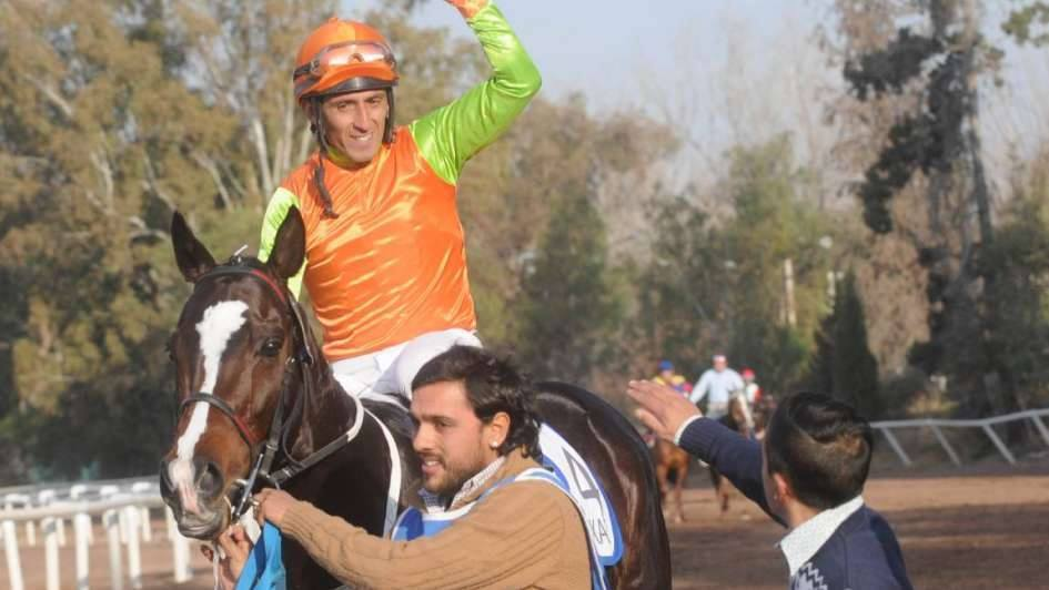 Patrón Santiago, Gimenez el más ganador Patrón Santiago, Gimenez el más ganador