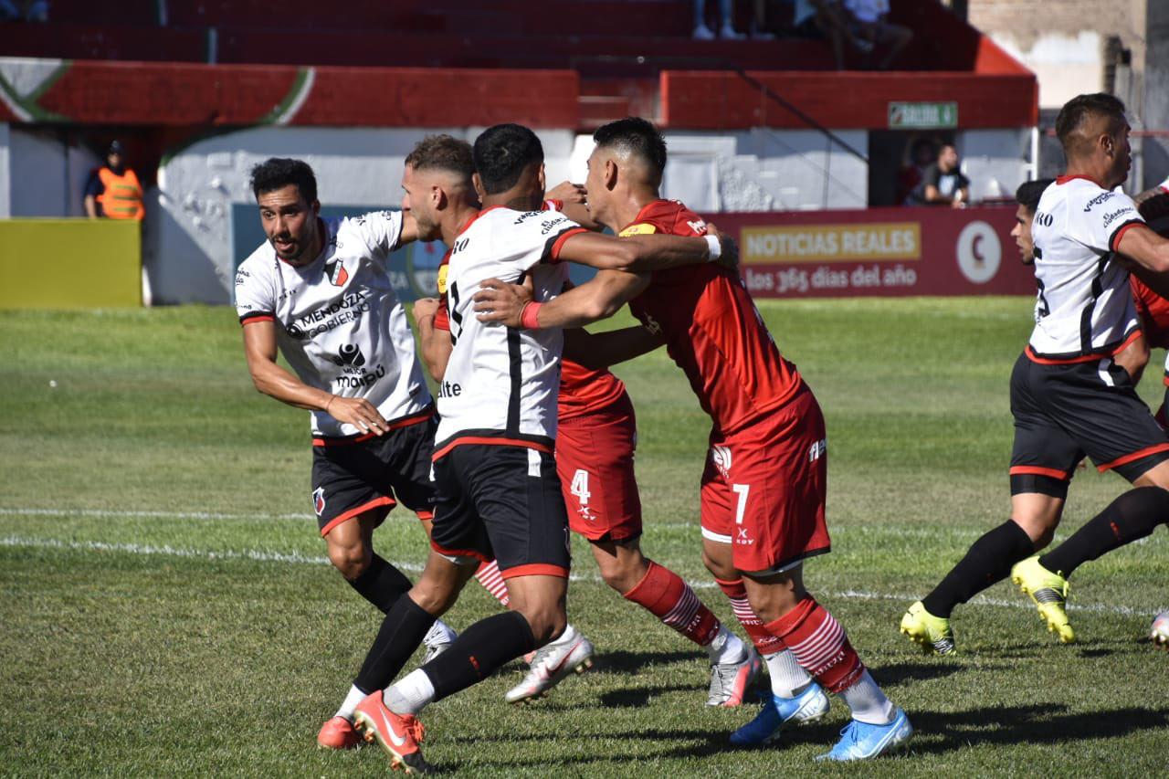B Nacional, Maipú 0- San Martin de Tucumán 2