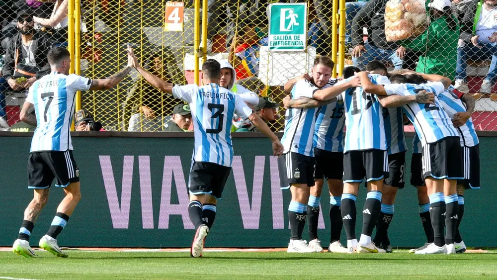 Eliminatorias, Argentina, Goleada en La Paz
