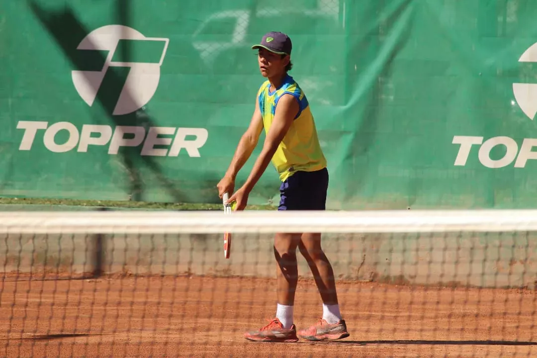 Tenis, Gaspar Martaux, mendocino, 15 años