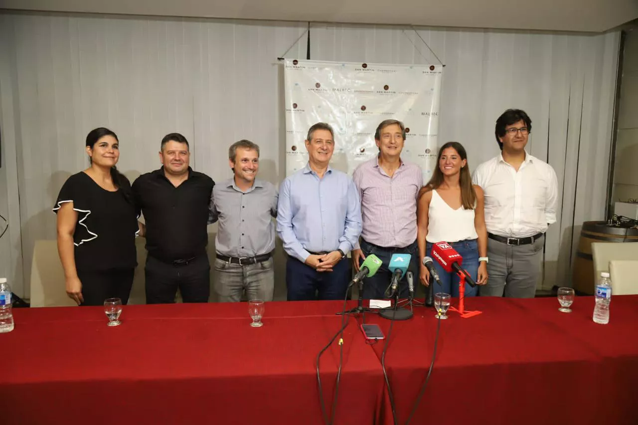 Omar Felix present 2