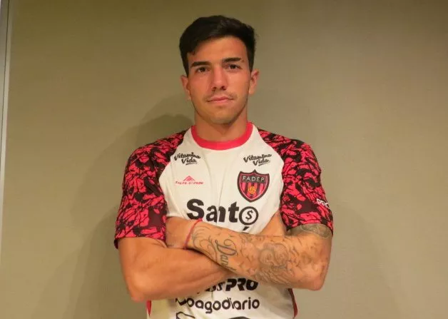 FADEP, Lautaro Talamoni, cumplió años el viernes, autor del gol en Alvear