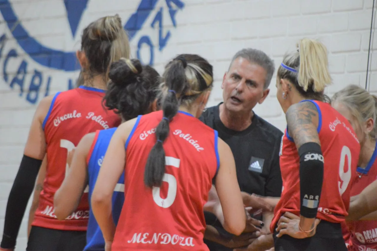 Voley, Regatas-Policial, el clásico va el jueves