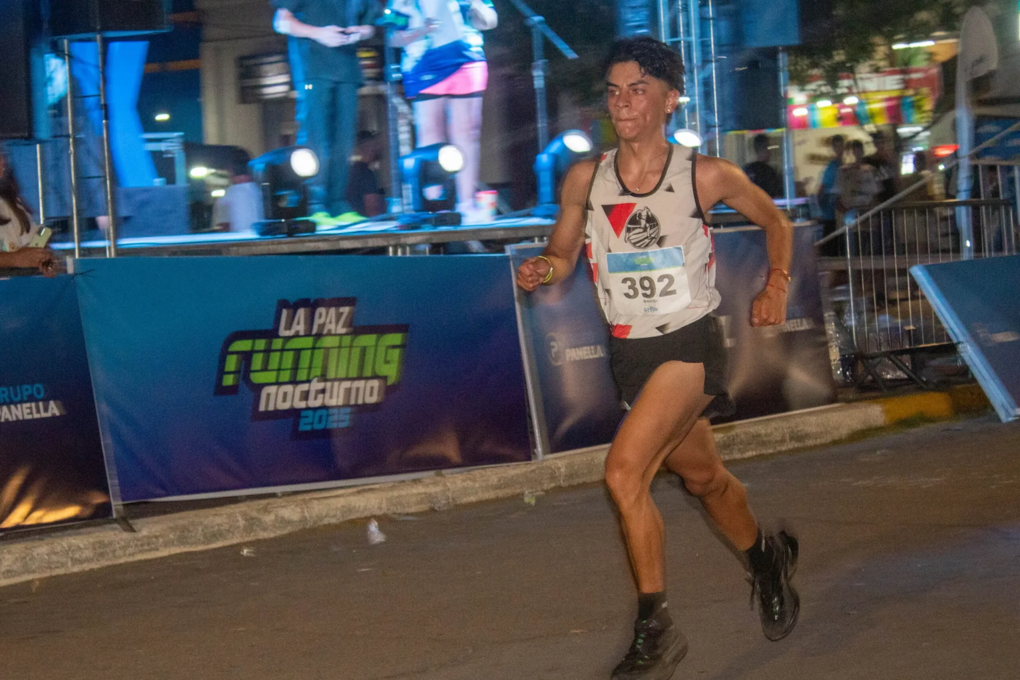 Running nocturno de La Paz con 1500 corredores