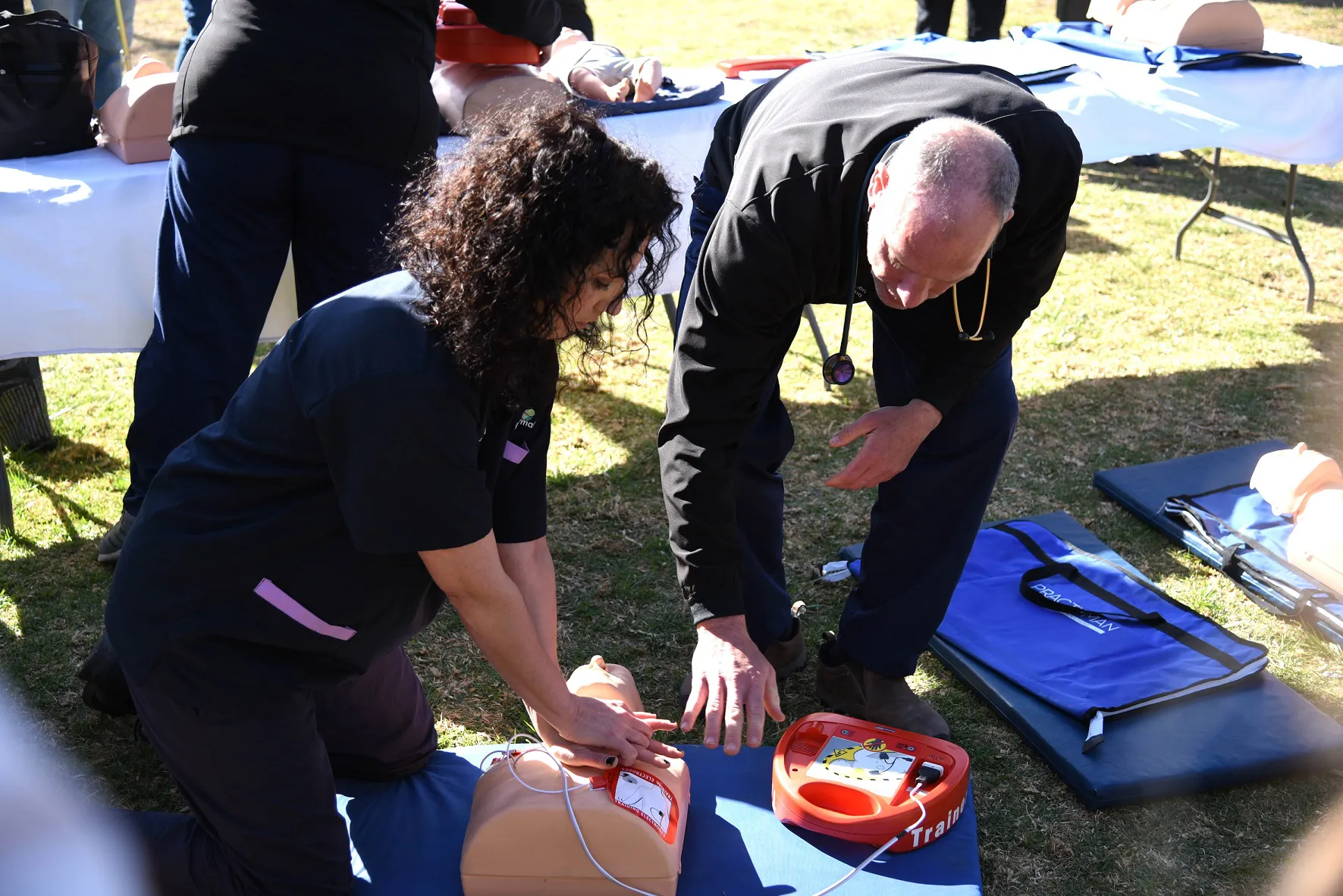 Curso de RCP, uso de DEA y maniobras de Heimlich en Guaymallén