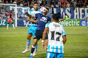 Nacional, Independiente 1- Racing Cba 1
