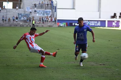Regional, El Linqueño eliminó a San Martin