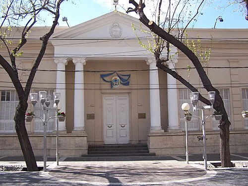 Frente_legislatura_sobrepeatonal