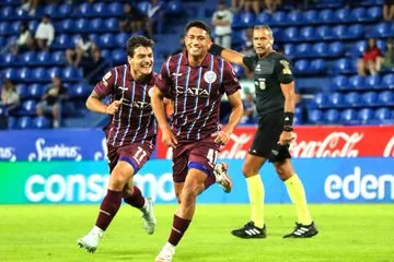 Godoy Cruz, Vélez Sarsfield