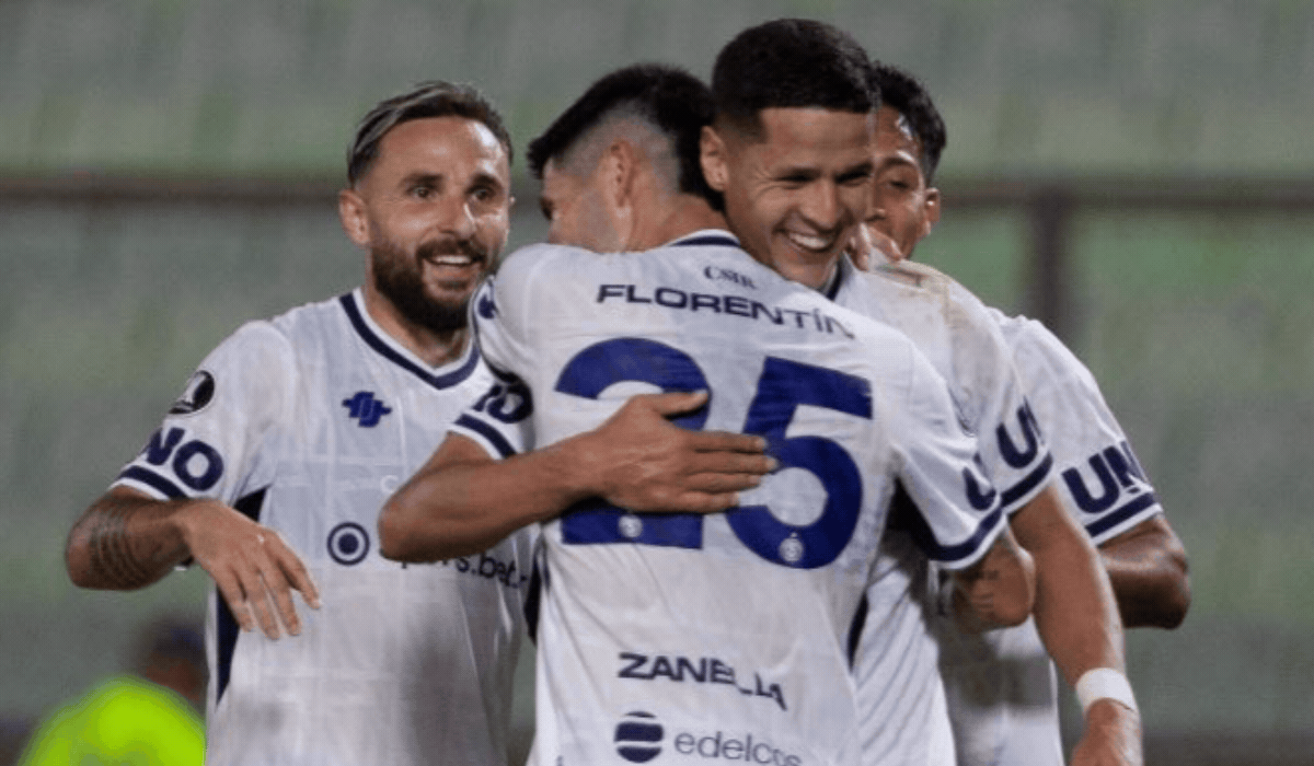 Independiente Rivadavia, La Guaira