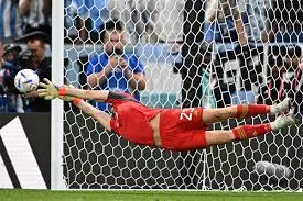 Qatar 2022, Argentina 4-2 en los penales con Paises Bajos, el Dibu atajó 2