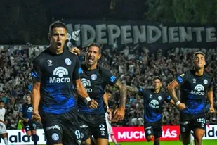 Copa de la Liga, Independiente, Huracán
