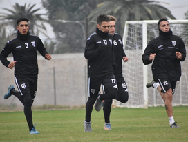 Primera Nacional, Gimnasia y Esgrima