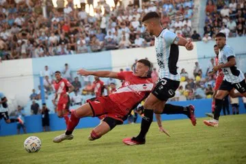 Deportivo Maipú, Racing (Cba)