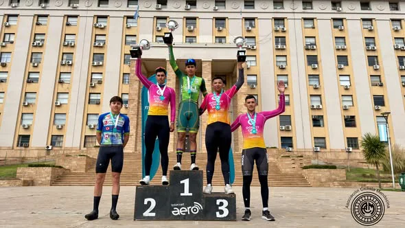 Ciclismo, Pista, podio 1ra carrera