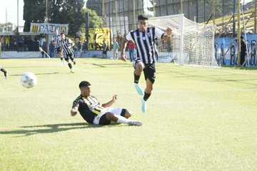 Gimnasia y Esgrima, Almirante Brown, ascenso