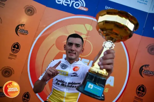 Vuelta de Mendoza, malla líder para Matias Contreras