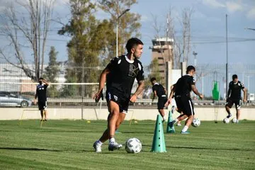 Primera Nacional, entrenamiento de Gimnasia