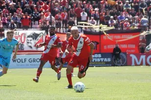 Nacional, Maipú, Témperley