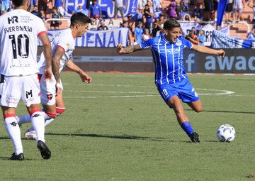 Godoy Cruz, Newells, empate en el Malvinas