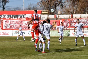 Federal A, San Martin 2- Atenas Rio IV 0
