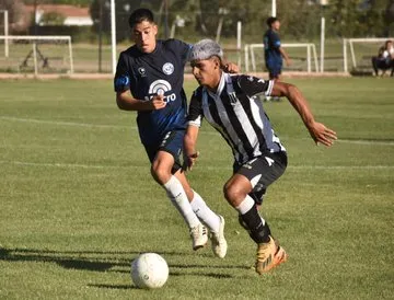 Liga Mendocina, Independiente Rivadavia, Gimnasia y Esgrima