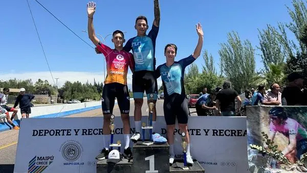 Ciclismo, podio Maipú