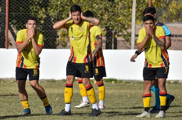 Liga Mendocina, Leonardo Murialdo, Independiente Rivadavia