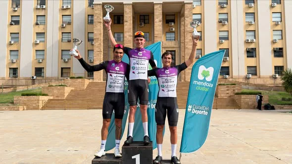 Ciclismo, podio 4ta fecha, Casa de Gobierno
