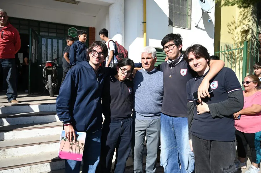 WhatsApp-Image-2025-04-14-at-19.05.20-1-900x599