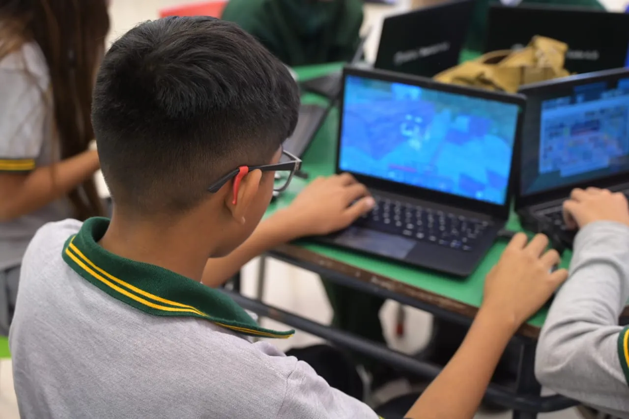 WhatsApp-Image-2025-04-04-at-18.24.29