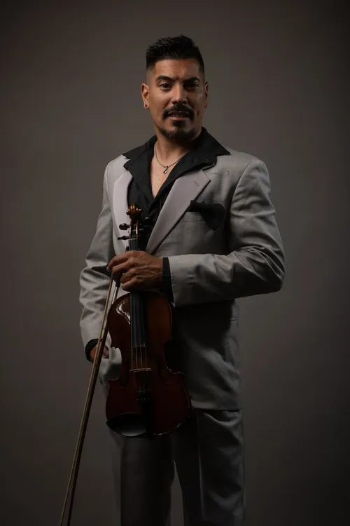 La Doble Jorge Brizuela