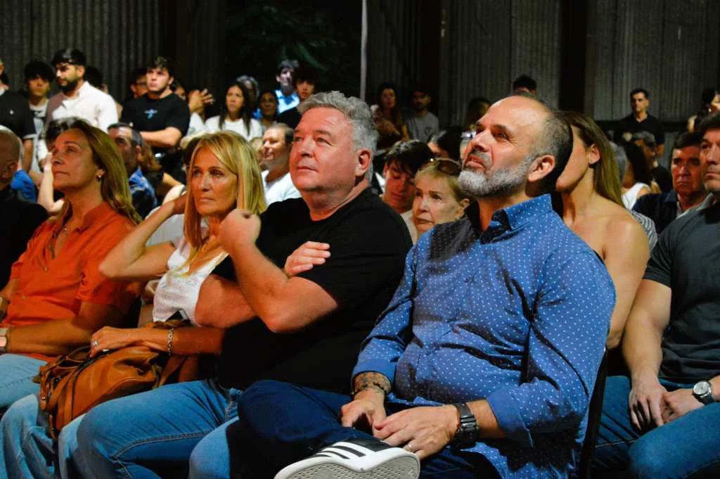 Llama Deportiva, Co.Me-De