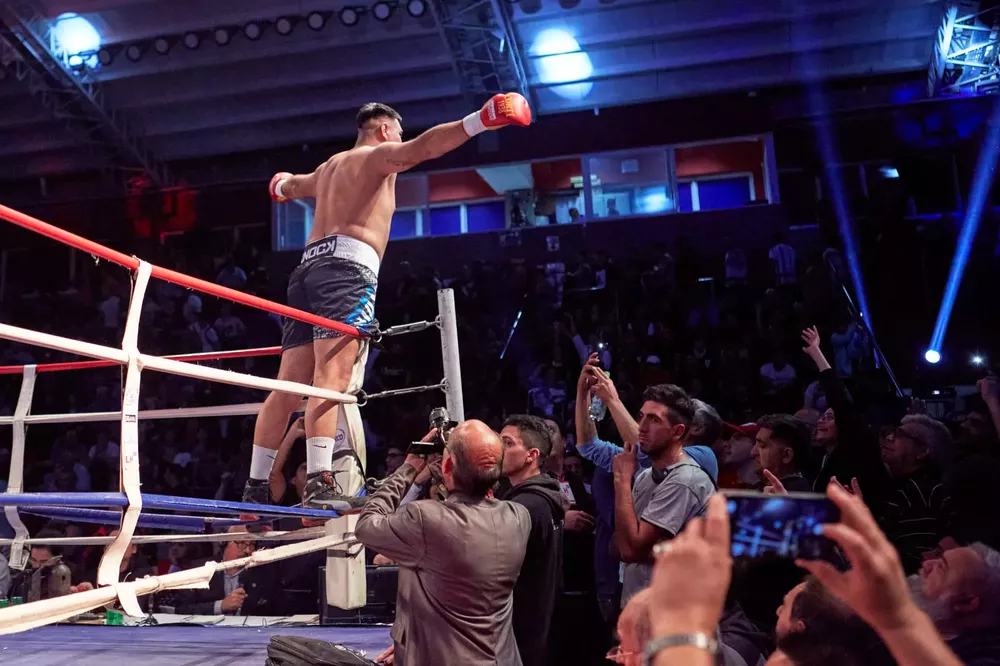 Boxeo, Junior Arias