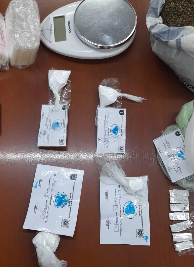 elementos kioskito de droga (2)